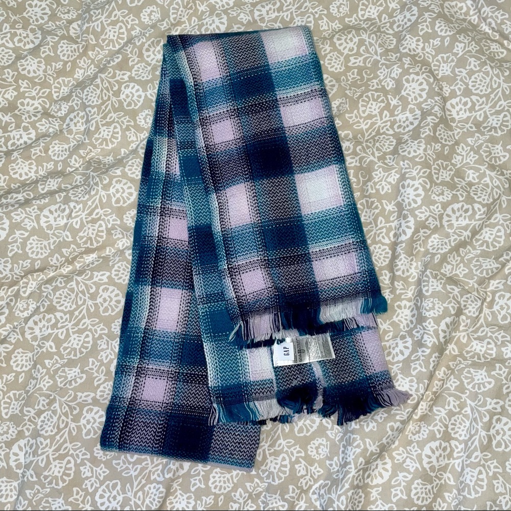 NWOT GAP Plaid Scarf Wrap Soft Cozy in lilac, turquoise